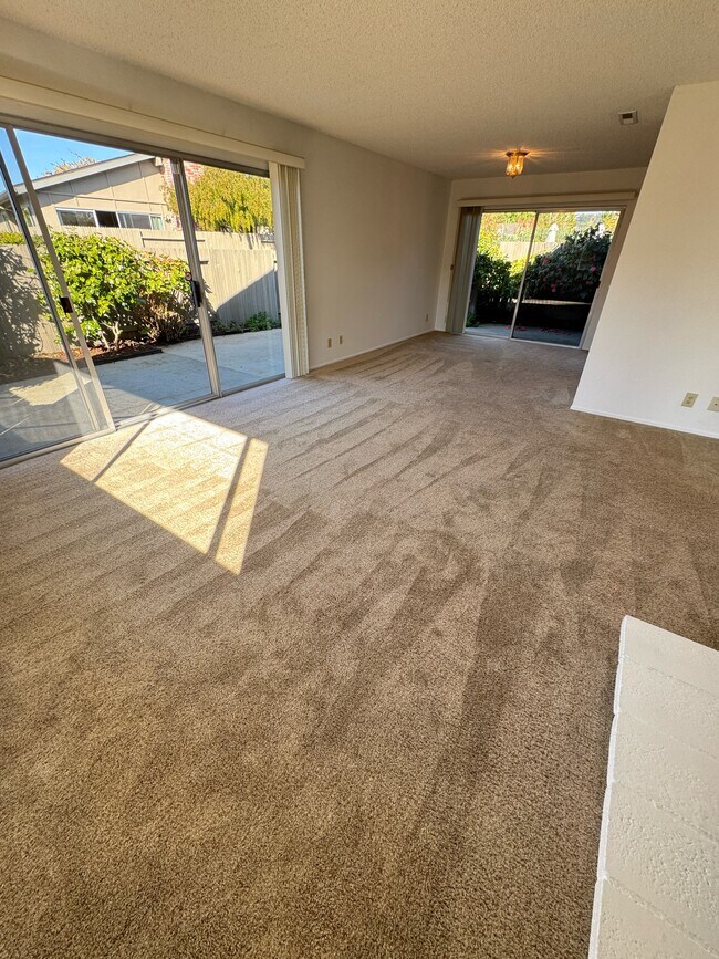 Foto del edificio - 140 Paseo Farrallon