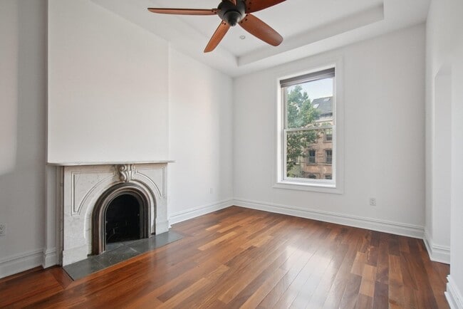 Foto del edificio - 212 Washington St