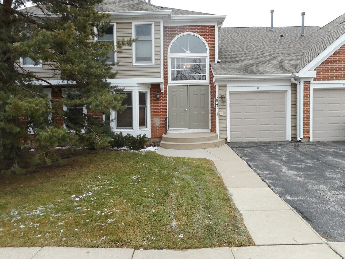 1845 Fox Run Dr Unit A, Elk Grove Village, IL 60007 Condo for Rent in