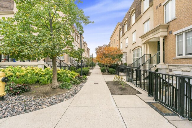 Building Photo - 1109 E Liberty St