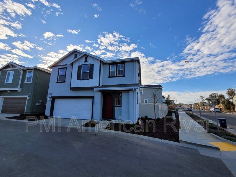 7988 Lizzie Cir, Citrus Heights, CA 95610 House Rental in Citrus