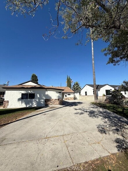 Foto del edificio - 9762 Stanwin Ave