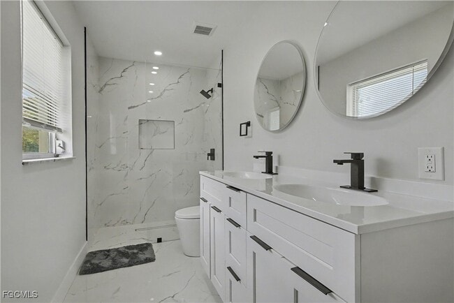 Foto del edificio - 138 Brooks Rd