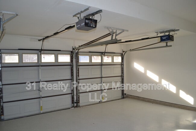 Foto del edificio - 5917 Beckett Dr