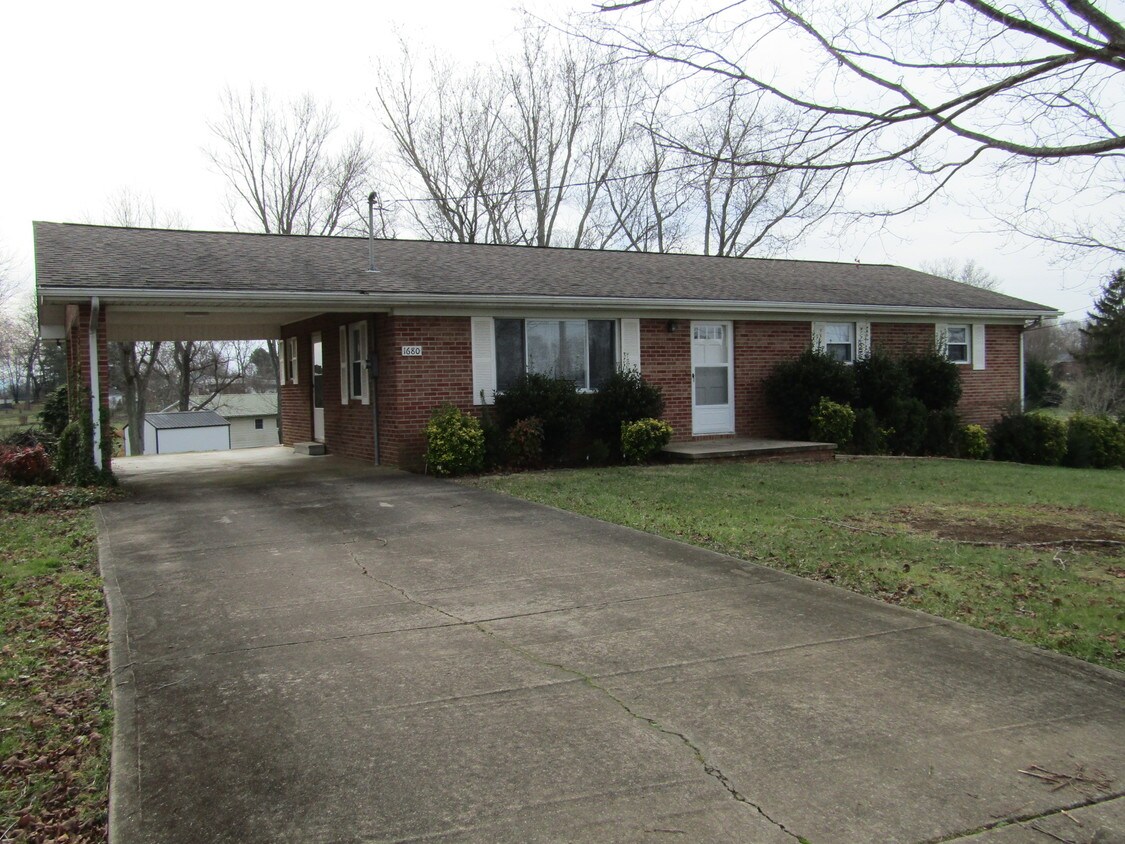 1680 Erwin Hwy, Greeneville, TN 37745 House Rental in Greeneville, TN