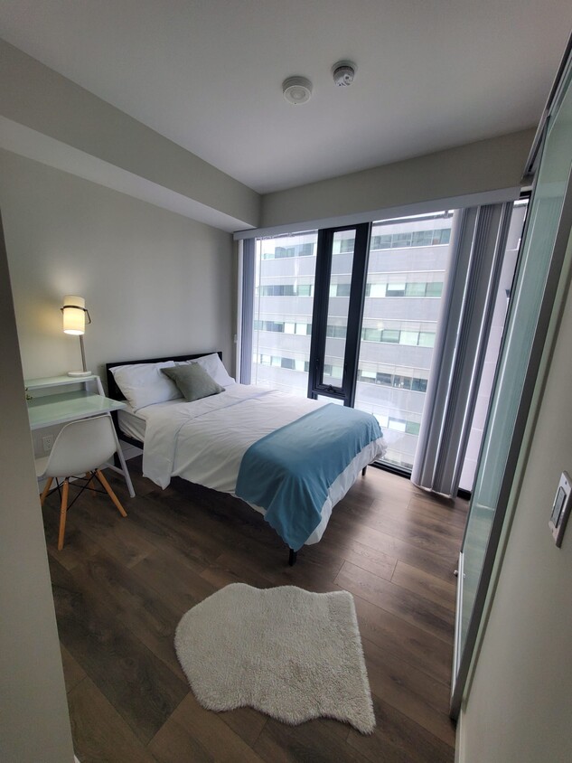 Photo principale - Master Room & Ensuite Bath - Queen West