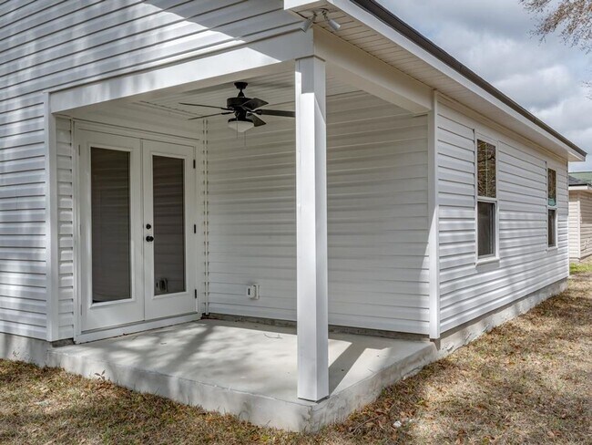 Foto del edificio - Newly Built 3 Bedroom Home Available Now