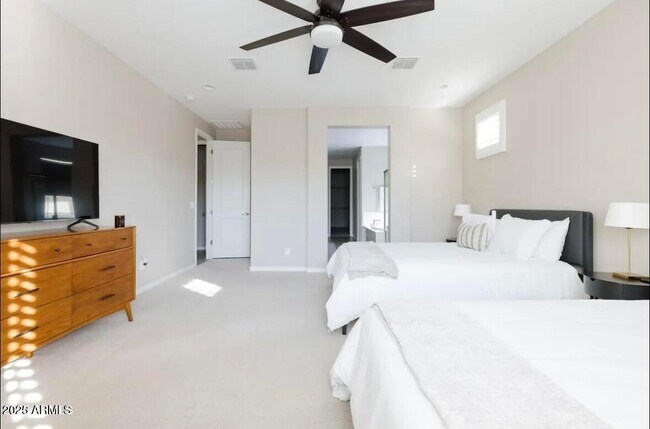 Foto del edificio - 5542 N 107th Ln