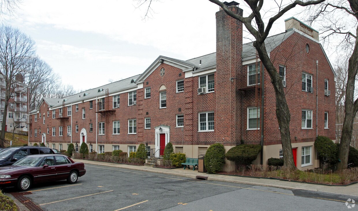 4959 Rockledge Rd, Bronxville, NY 10708 Apartments in Bronxville, NY