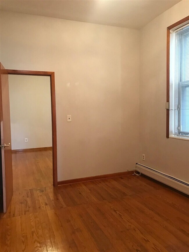 Building Photo - 310 Monastery Pl