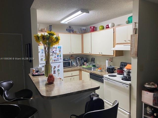 Foto del edificio - 7195 NW 179th St