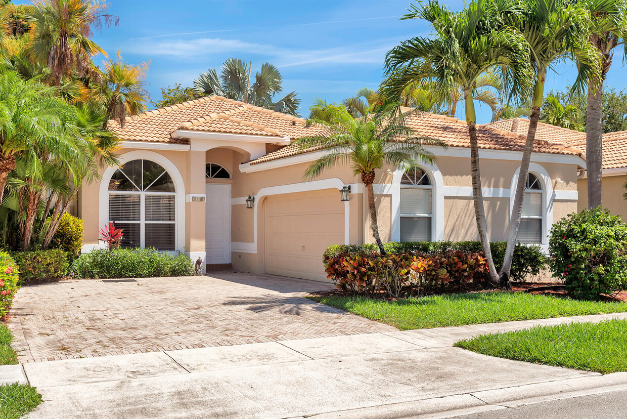 Foto principal - 5319 Ventura Dr