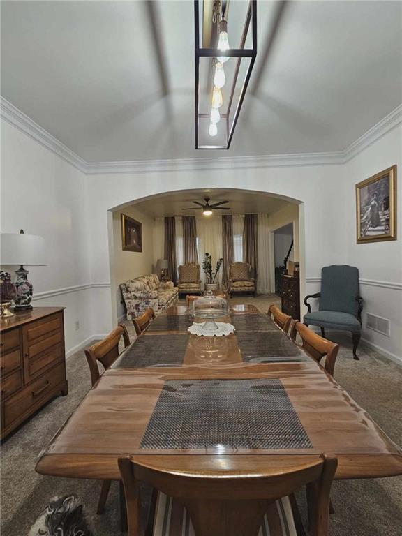 Foto del edificio - 997 Summer Forest Dr