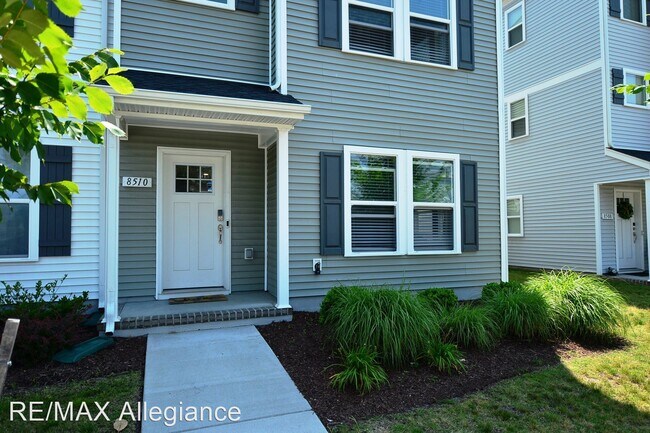 Building Photo - 4 br, 3.5 bath House - 8510 CHESAPEAKE BLVD