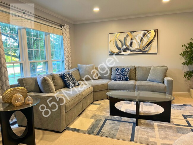 Foto del edificio - Spacious 4BR Home in Lake Orion Schools – ...