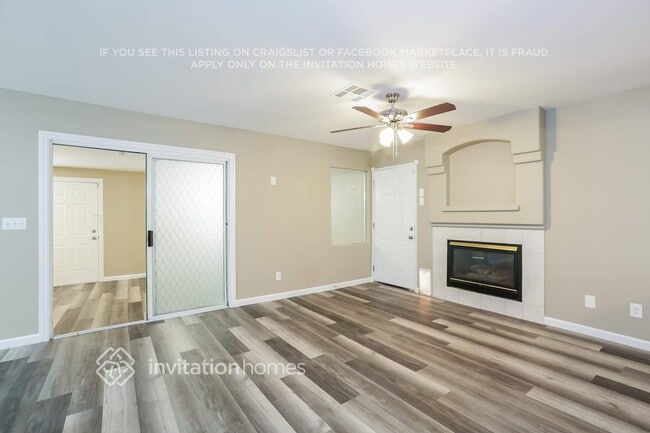 Building Photo - 8475 Willow Mist Dr