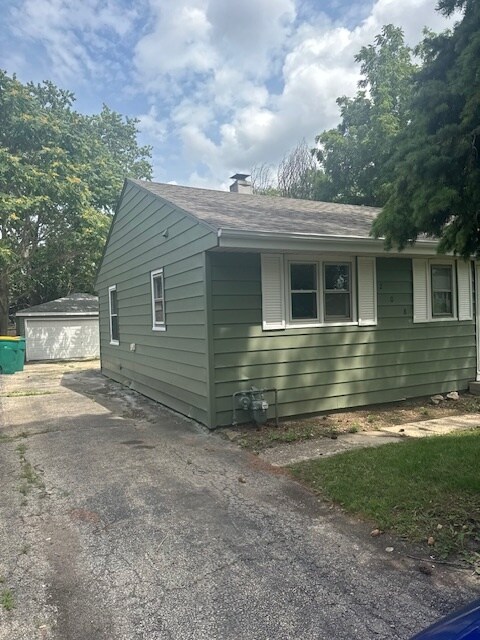Building Photo - 208 N Emery St