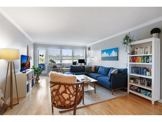 Foto del edificio - 3150 Excelsior Blvd