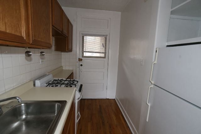 Foto del edificio - 629 W Cornelia Ave