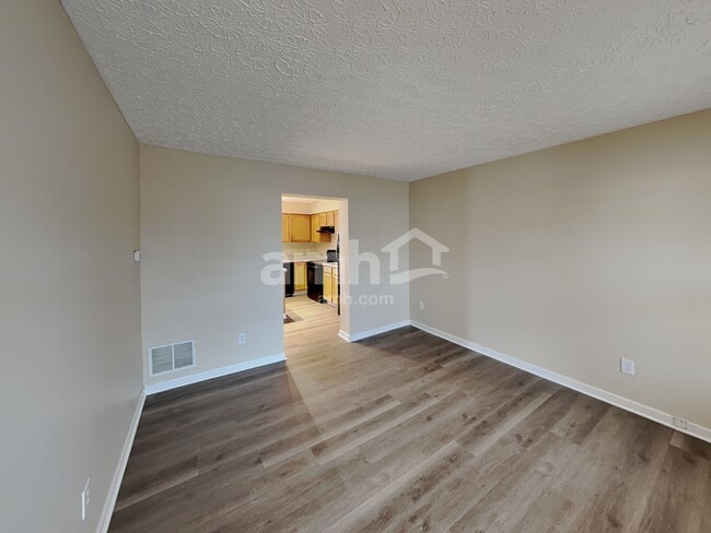 Building Photo - 522 Hunnicut Dr