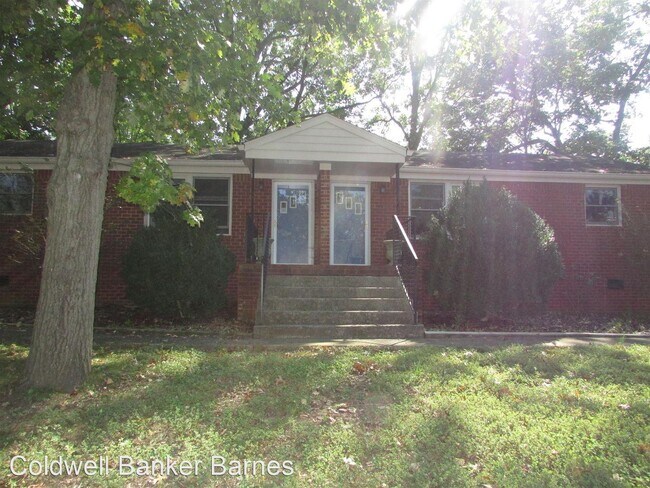 Building Photo - 2 br, 1 bath House - 132A 37th Ave. N