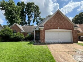 Building Photo - 7901 Deer Trail Ln
