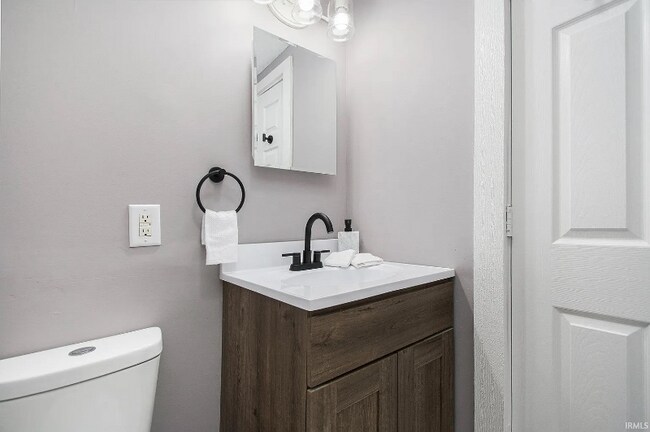 Foto del edificio - 1911 Clyde St