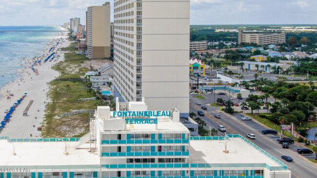 Foto del edificio - 14401 Front Beach Rd