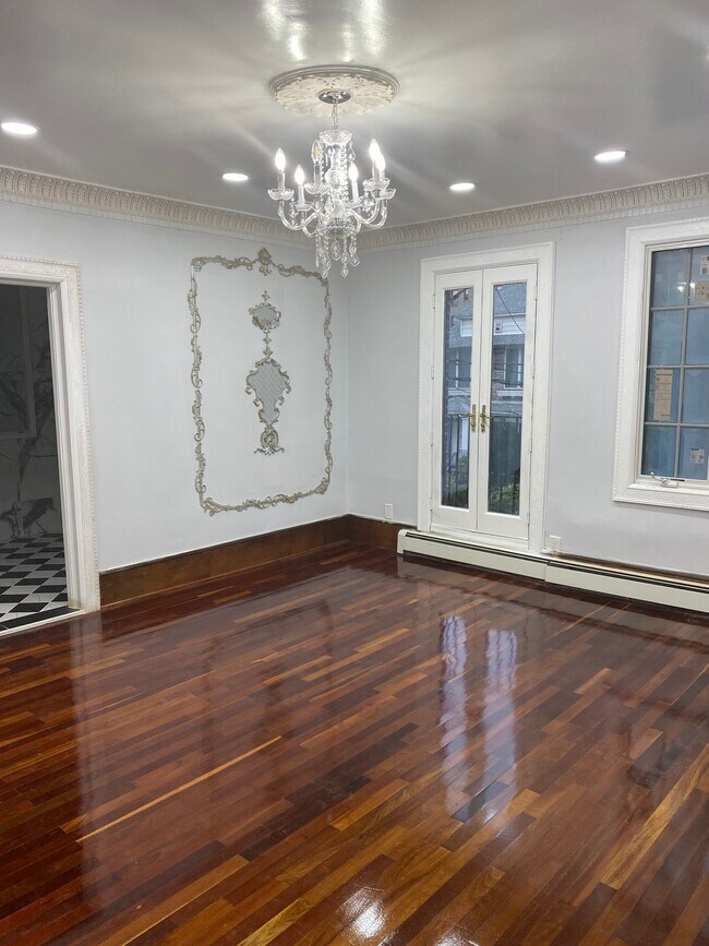Foto del edificio - 1820 E 19th St