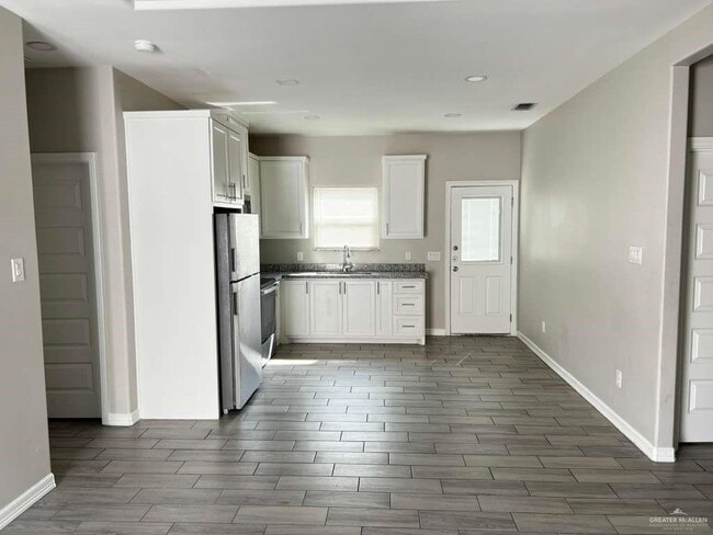 Building Photo - 10 N Blair Ave