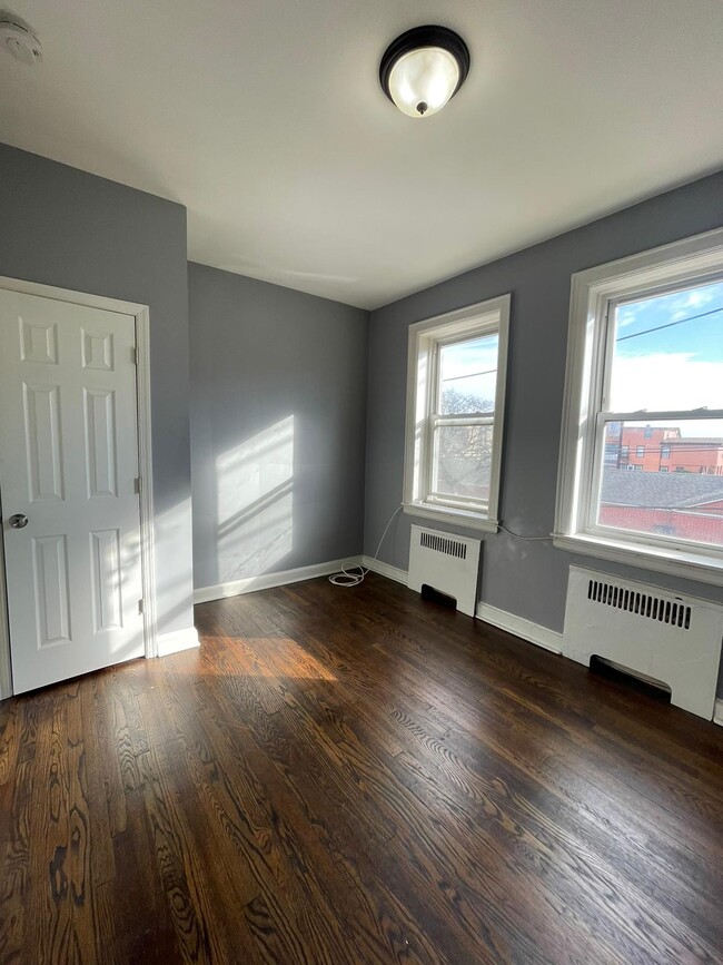 51 Summit Ave B5 - 56 Summit Ave