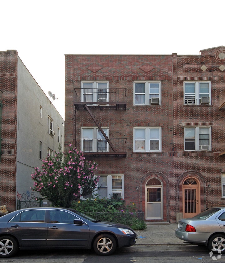 Primary Photo - 47-19 44th St