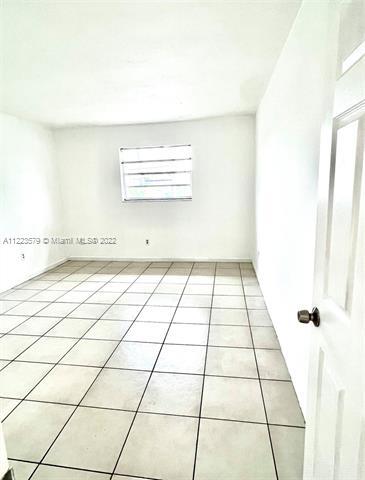 Foto del edificio - 1370 NE 119th St