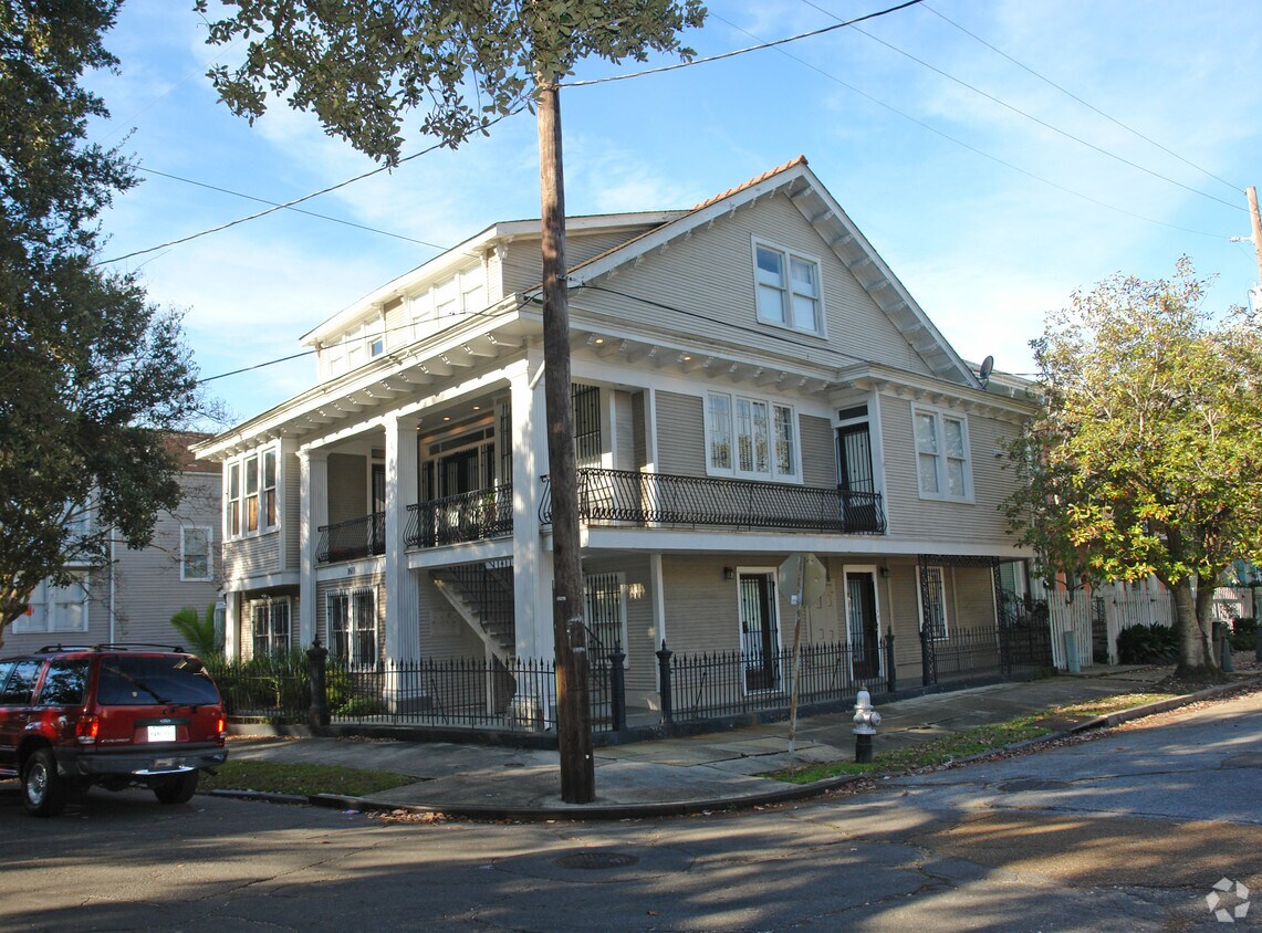 Foto principal - 1501 Terpsichore St