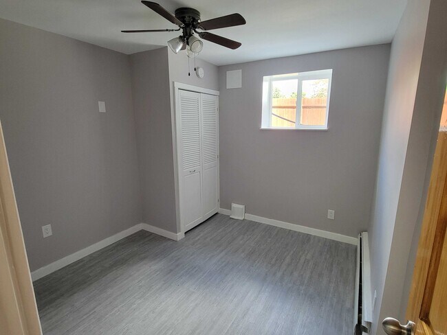 Photo du bâtiment - 4 Guy St