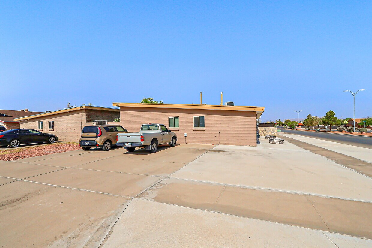 Foto principal - 3013 Beachcomber Dr