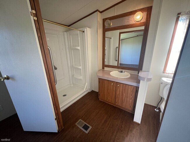 Building Photo - 2 br, 2 bath Mobile Home - 1254 Industrial...