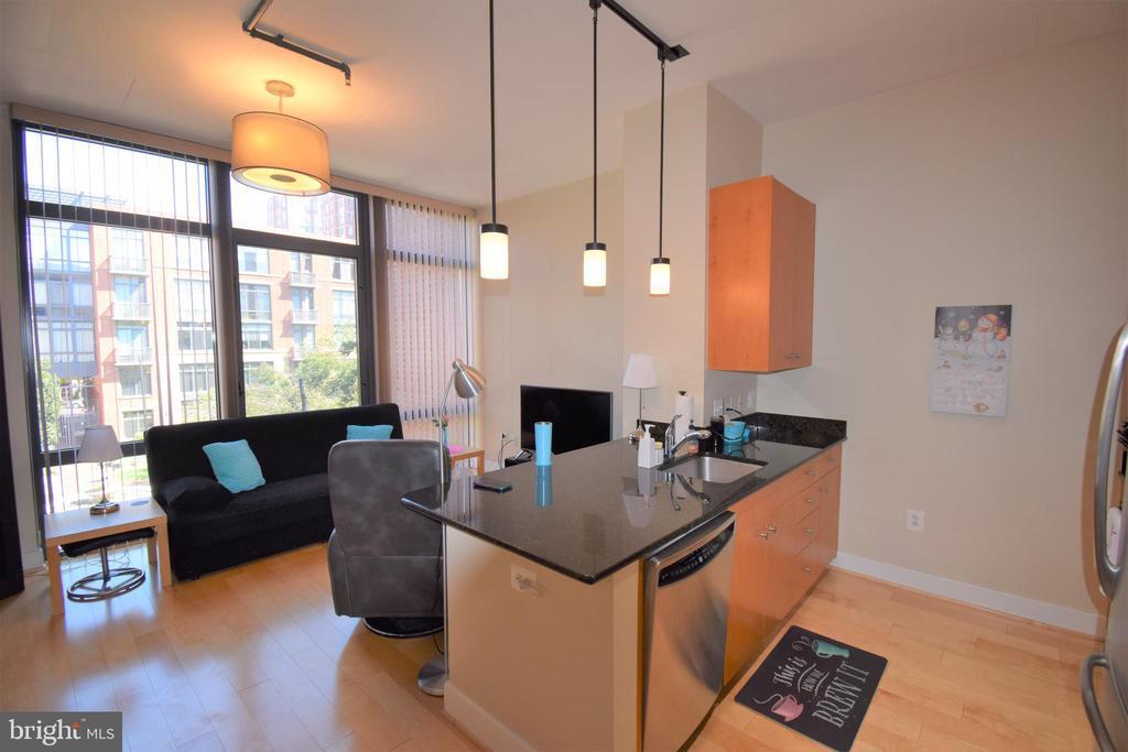 Foto principal - 520 John Carlyle St