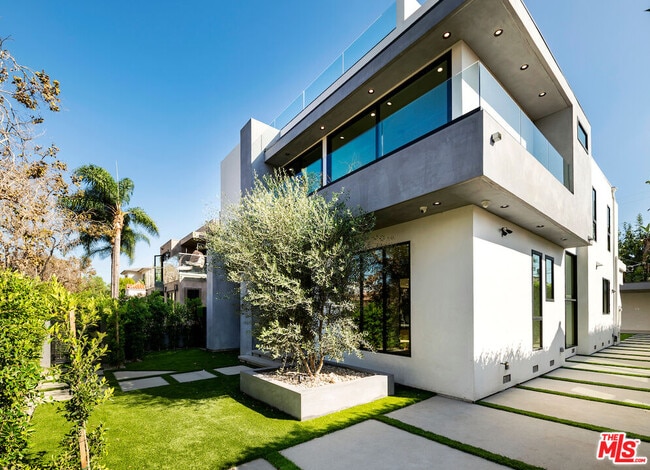 Foto del edificio - 6430 Drexel Ave