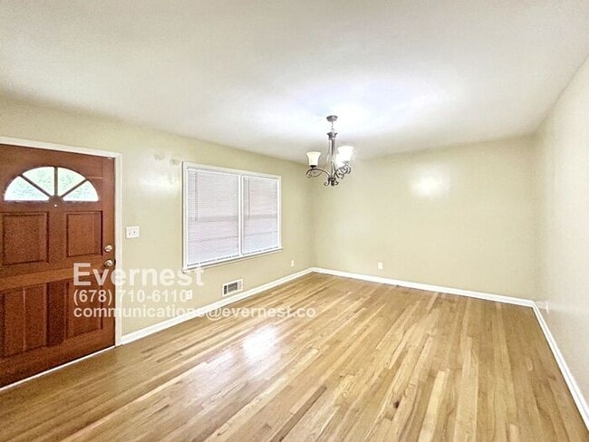 Building Photo - Cozy 3-Bedroom Home in Quiet Neighborhood ...