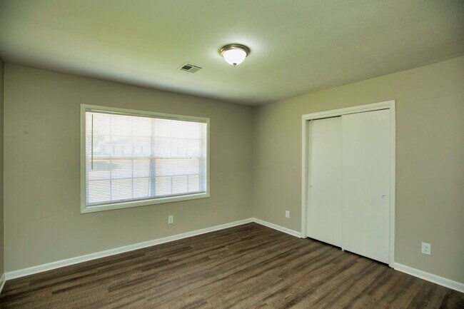 Foto del edificio - ** 4 Bed 2 Bath Located in Prattville ** C...
