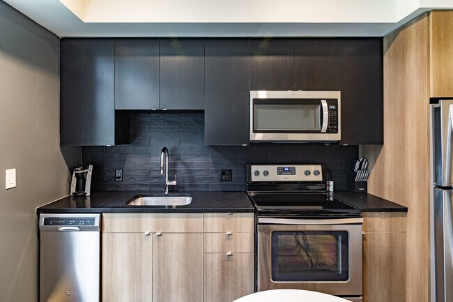 Foto del edificio - 1770 Chestnut Pl