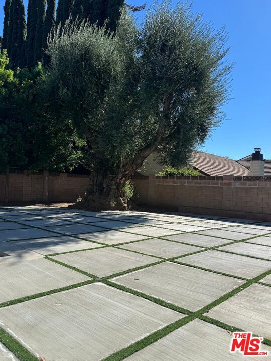 Foto del edificio - 7746 Jason Ave