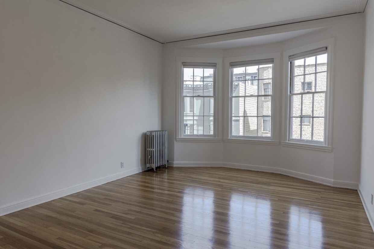 Picture of Luxury Bi-Level Penthouse with Large Private Patio - Apartments for ...
