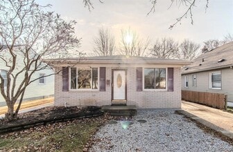 Building Photo - 21816 E 10 Mile Rd