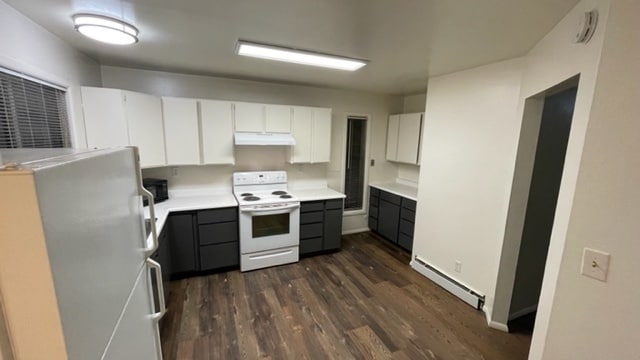 Kitchen - main floor - 1124 E Benton St