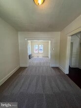 Building Photo - 787 Linnard St