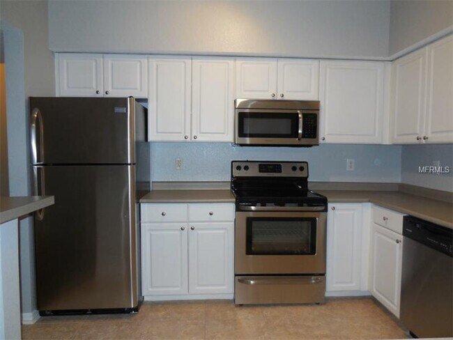 Cocina2 - 504 S Armenia Ave