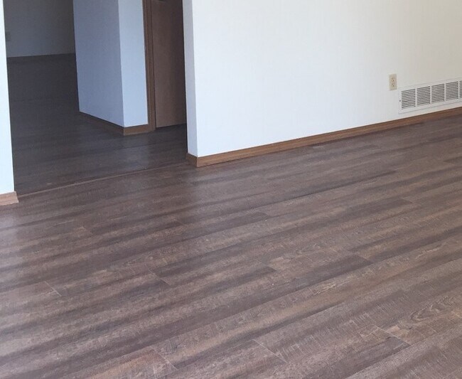 Foto del edificio - 24 Heritage Pl