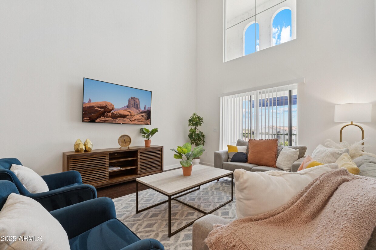 Foto principal - 2511 W Queen Creek Rd